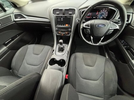 2017 Ford Mondeo - photo 16