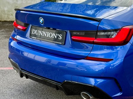 2022 BMW 3-Series - photo 6
