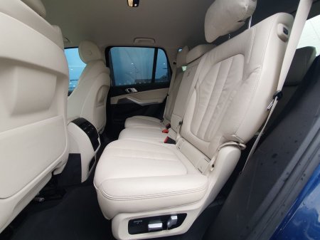 2021 BMW X5 - photo 22
