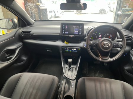 2020 Toyota Yaris - photo 15