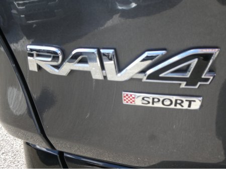 2022 Toyota RAV4 - photo 13