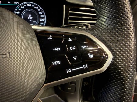 2021 Volkswagen Touareg - photo 19