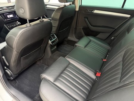 2022 Skoda Superb - photo 24