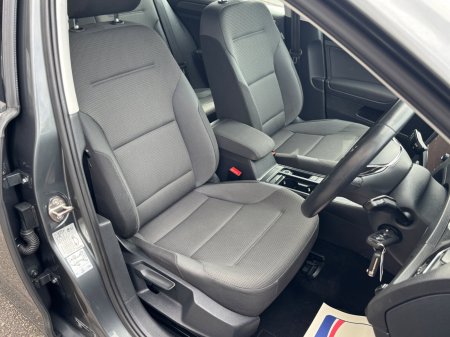 2019 Volkswagen Golf - photo 10