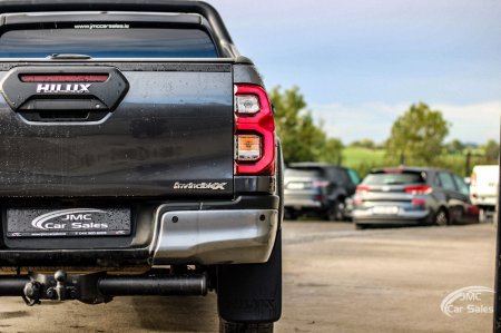 2023 Toyota Hilux - photo 13