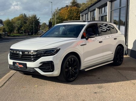 2023 Volkswagen Touareg - photo 3