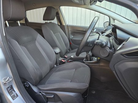 2014 Ford Fiesta - photo 10