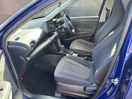 2021 Toyota Yaris Cross - photo 11