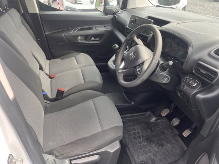 2021 Opel Combo - photo 16