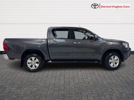 2020 Toyota Hilux - photo 3