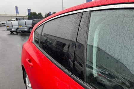 2018 Ford Focus - photo 23