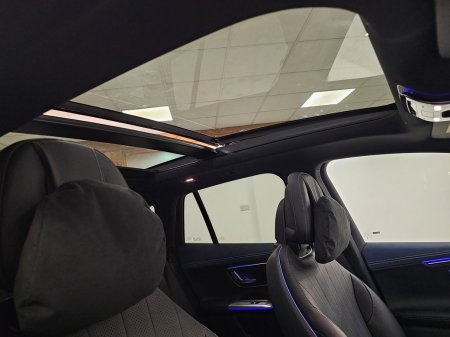 2026 Mercedes-Benz EQE - photo 15