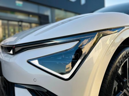2027 Kia EV6 - photo 7