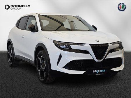 2026 Alfa Romeo Junior Hatchback