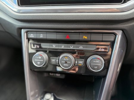 2021 Volkswagen T-Roc - photo 24