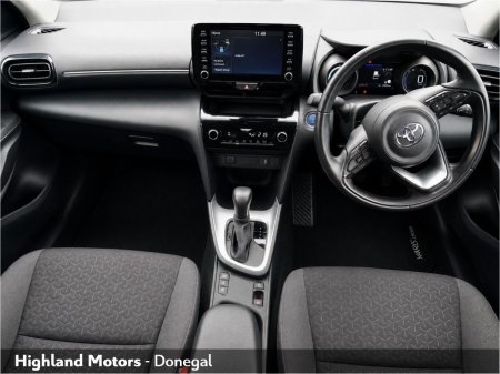 2023 Toyota Yaris Cross - photo 2