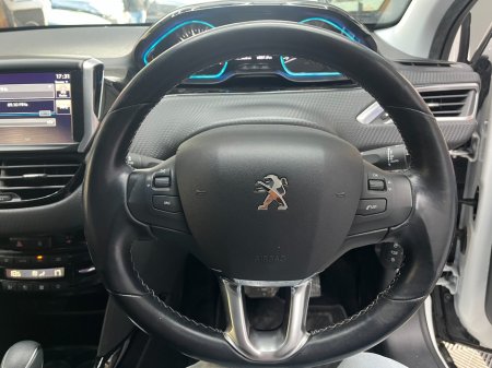 2017 Peugeot 2008 - photo 8
