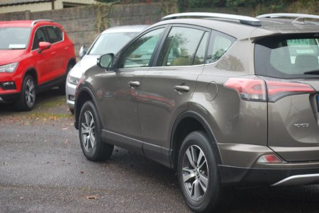 2017 Toyota RAV4 - photo 7