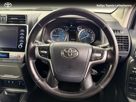 2021 Toyota Land Cruiser - photo 9