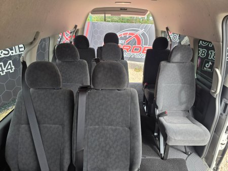 2025 Toyota Hiace - photo 12
