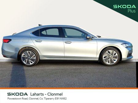 2025 Skoda Superb - photo 11