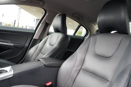 2017 Volvo S60 - photo 19