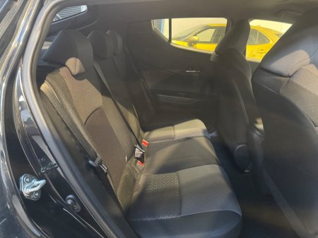 2020 Toyota C-HR - photo 24