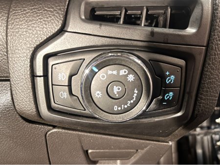 2016 Ford Focus - photo 20