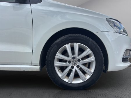 2017 Volkswagen Polo - photo 9
