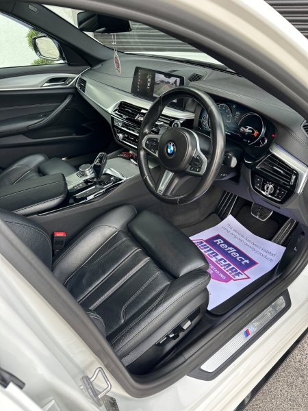2017 BMW 5-Series - photo 17