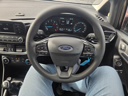 2018 Ford Fiesta - photo 9