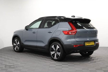 2023 Volvo XC40 - photo 4