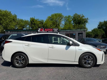 2022 Toyota Prius - photo 4