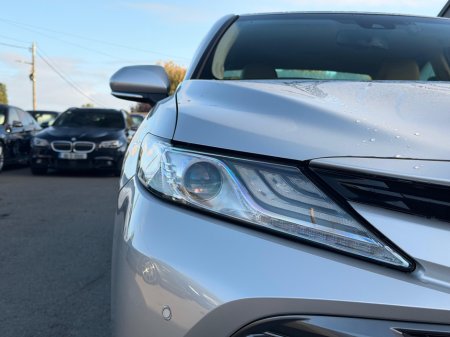 2019 Toyota Camry - photo 10