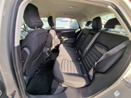 2015 Ford Mondeo - photo 29