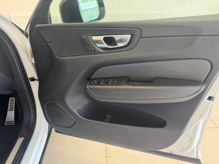 2022 Volvo XC60 - photo 10
