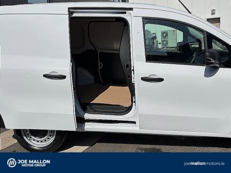 2026 Renault Kangoo - photo 36