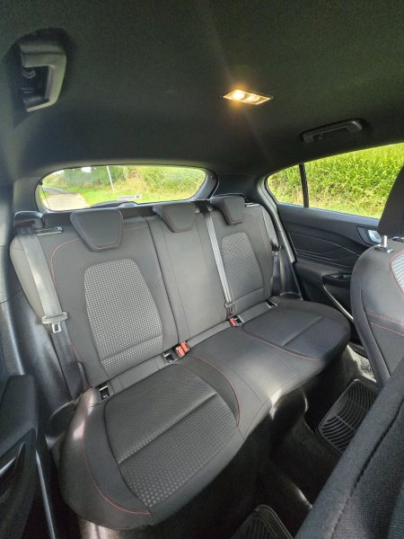 2020 Ford Focus - photo 7