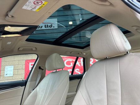 2017 BMW 5-Series - photo 19