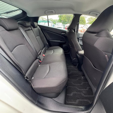 2020 Toyota Prius - photo 11