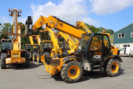 0 JCB 