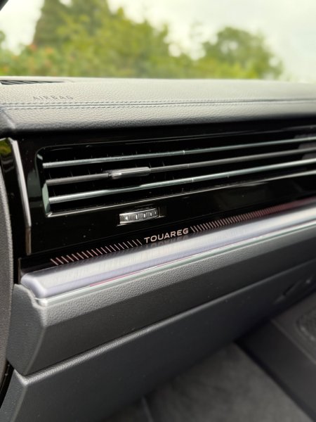 2024 Volkswagen Touareg - photo 41