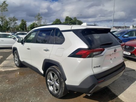 2021 Toyota RAV4 - photo 6