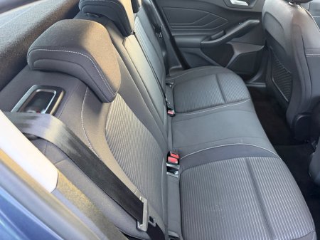 2020 Ford Focus - photo 10