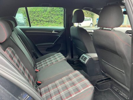2019 Volkswagen Golf - photo 8