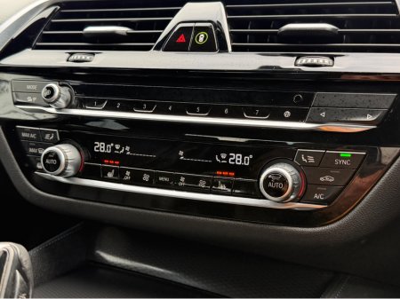 2023 BMW 5-Series - photo 26