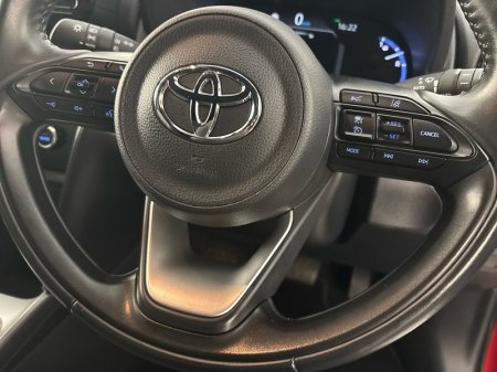 2024 Toyota Yaris Cross - photo 13