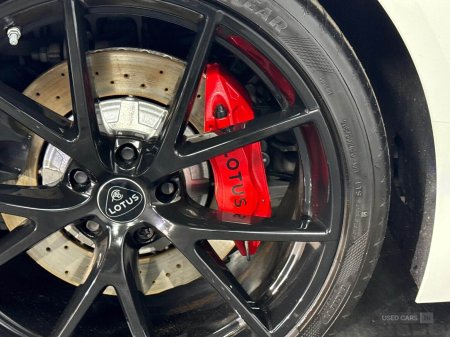 2025 Lotus Emira - photo 26