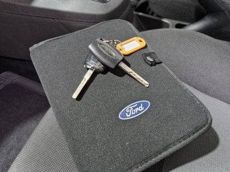 2016 Ford Fiesta - photo 25