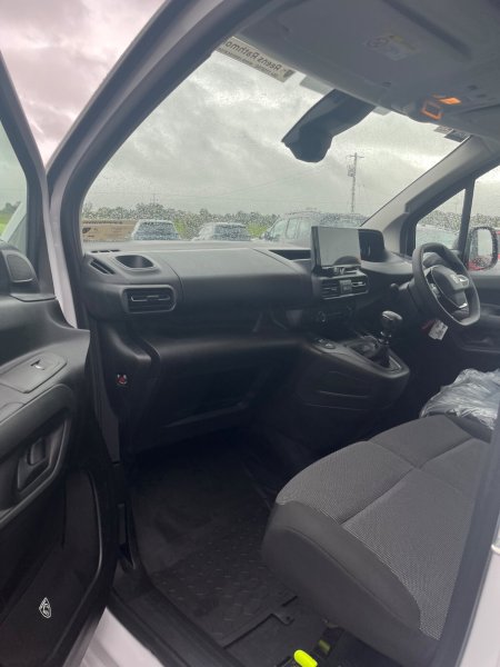 2026 Peugeot Partner - photo 7